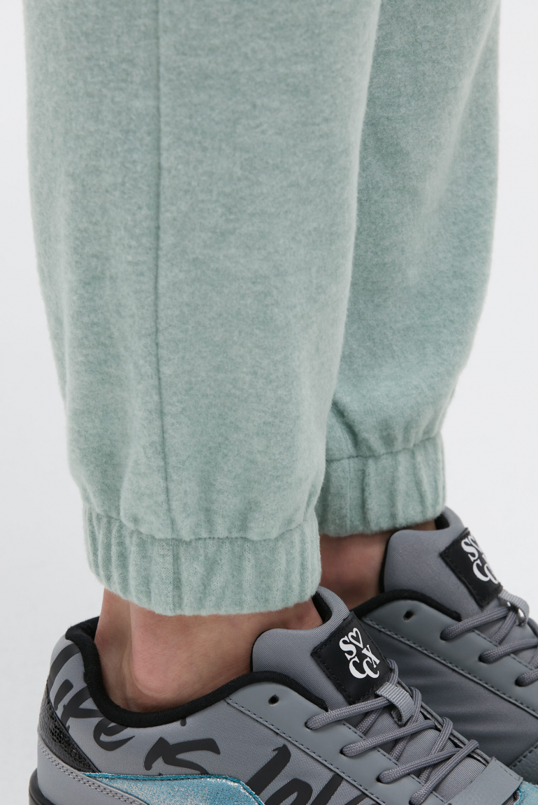 Jogpants aus Flauschstrick