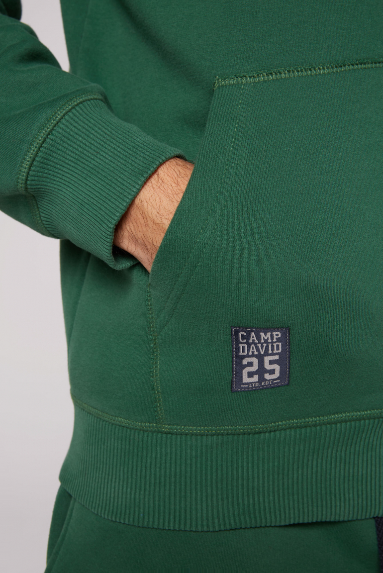 Kapuzensweatjacke mit Retro-Artwork