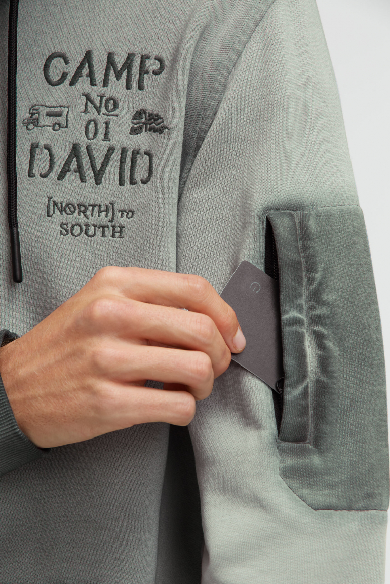 Kapuzensweatjacke Oil Dyed mit Rücken-Artwork