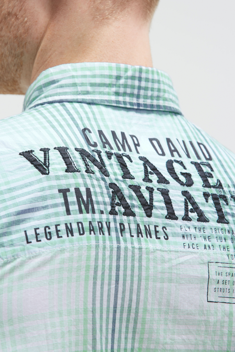 Karohemd Kurzarm mit Label-Applikationen