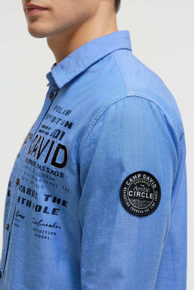 Oxford-Langarmhemd mit Label-Applikationen