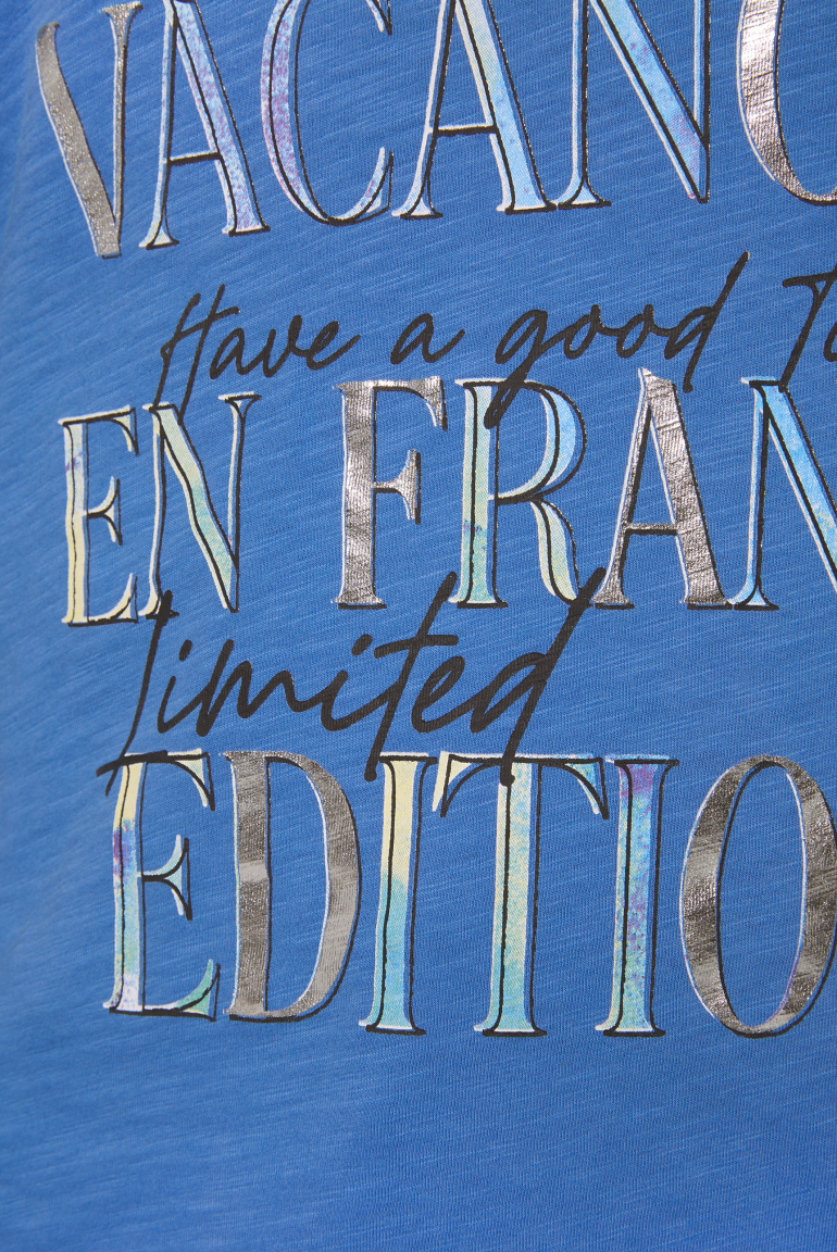 Shirt mit 3/4-Ärmeln und buntem Wording Print
