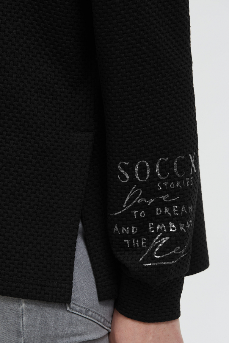 Strukturierter Hoodie mit Seitenschlitzen