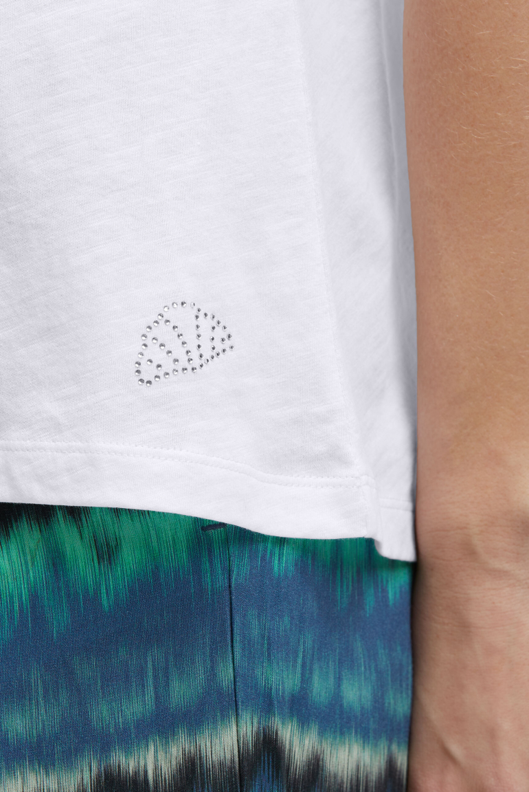 T-Shirt mit V-Cut und Rückenprint