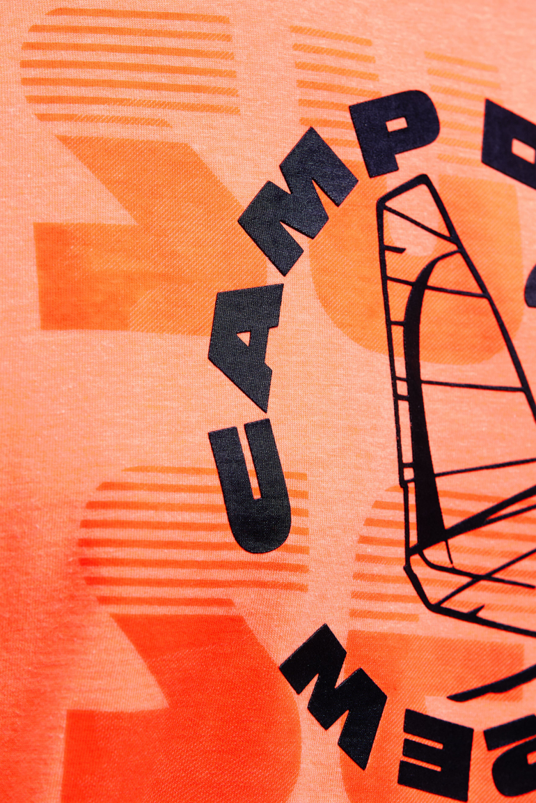 T-Shirt Rundhals mit Artwork