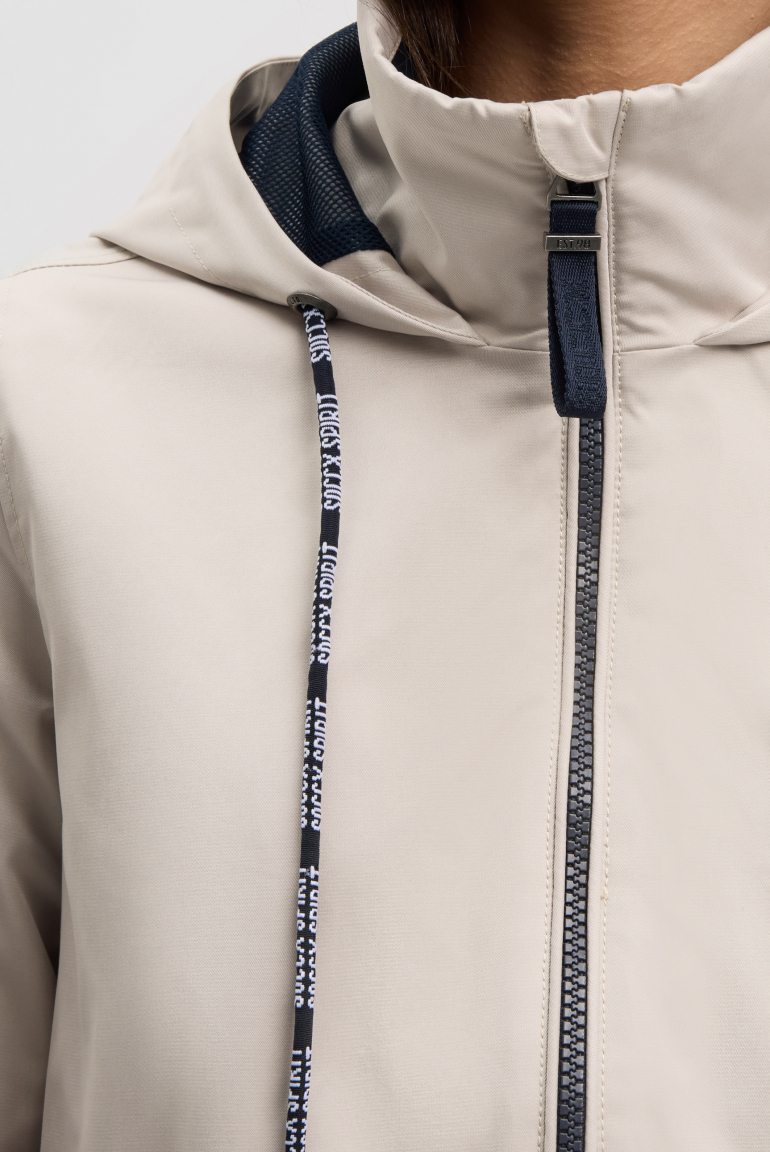 Kurzjacke mit Kapuze und Artworks