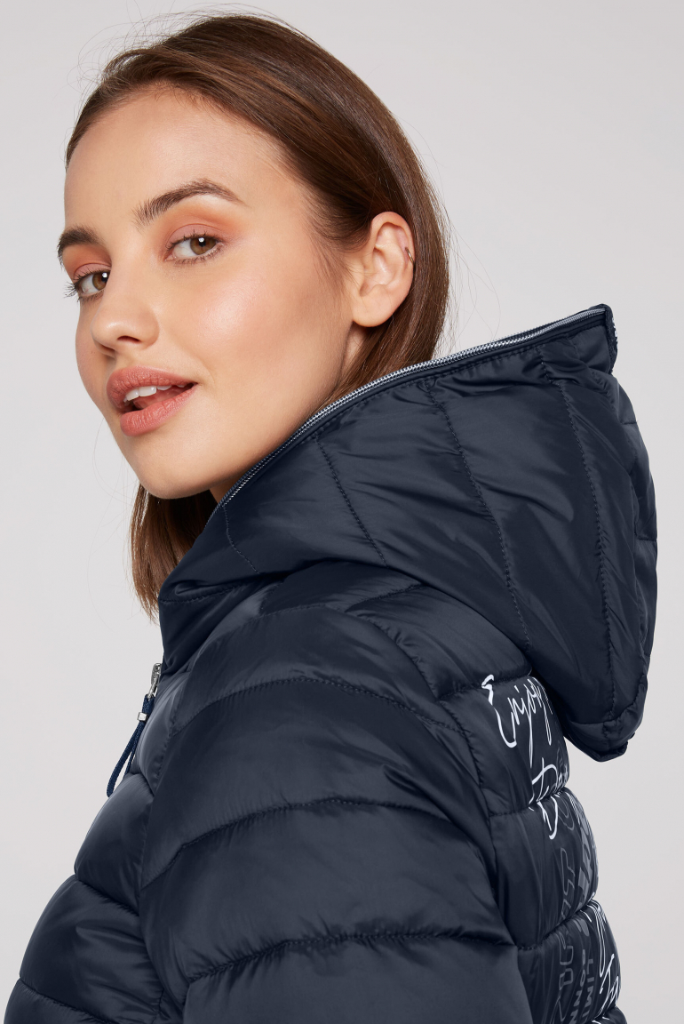 Stepp-Parka mit Kapuze und Rücken-Print