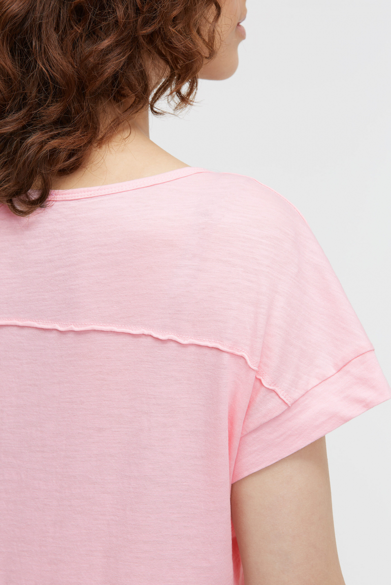 T-Shirt mit Artwork aus Schmucksteinen