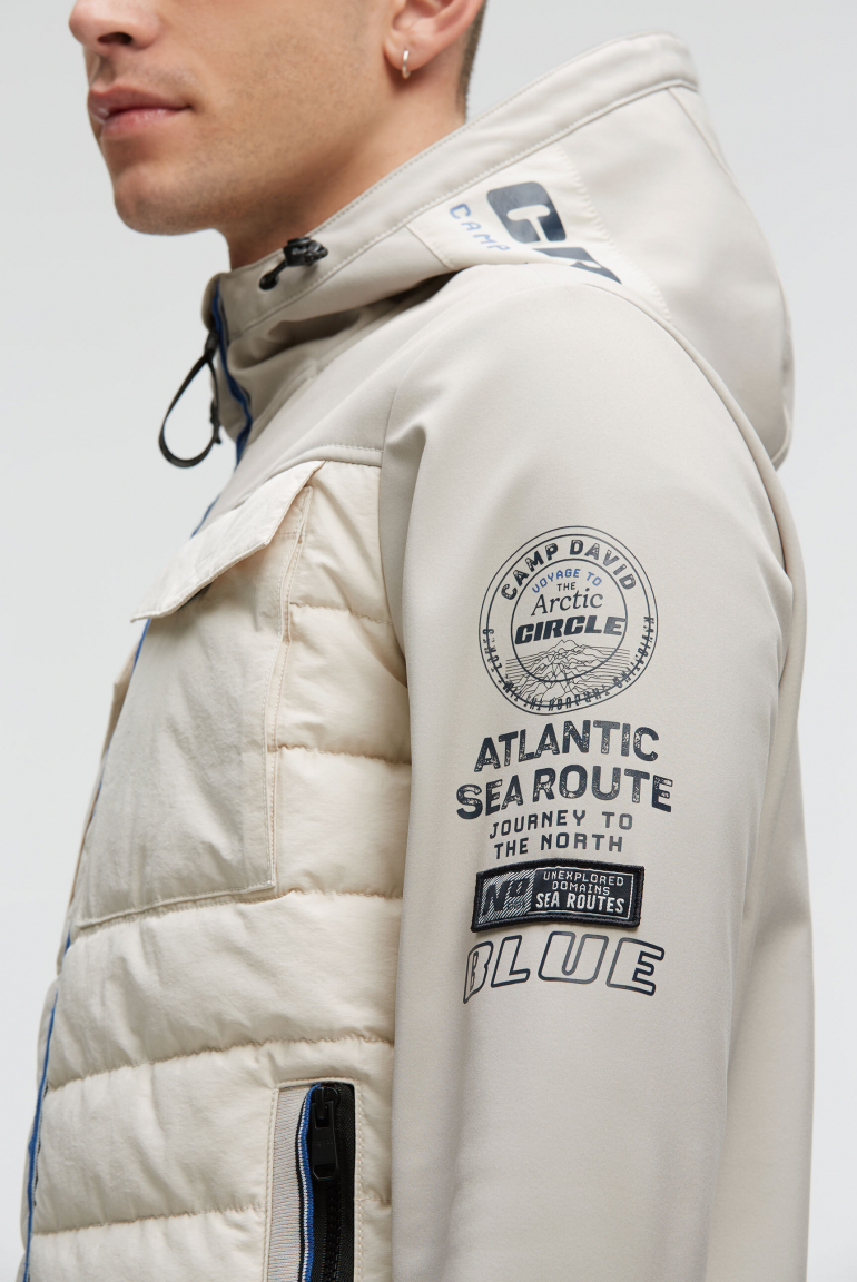 Winter-Blouson im Materialmix mit Rücken-Print