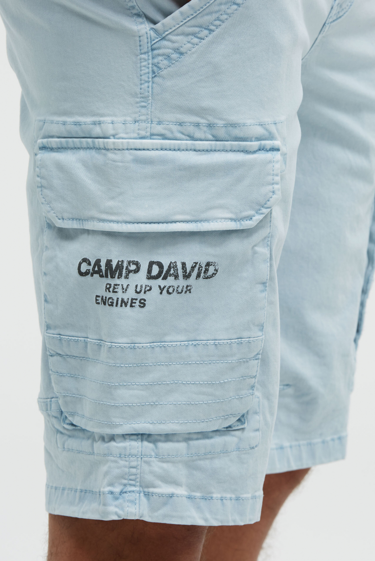 Cargo Shorts mit Prints im Used Look
