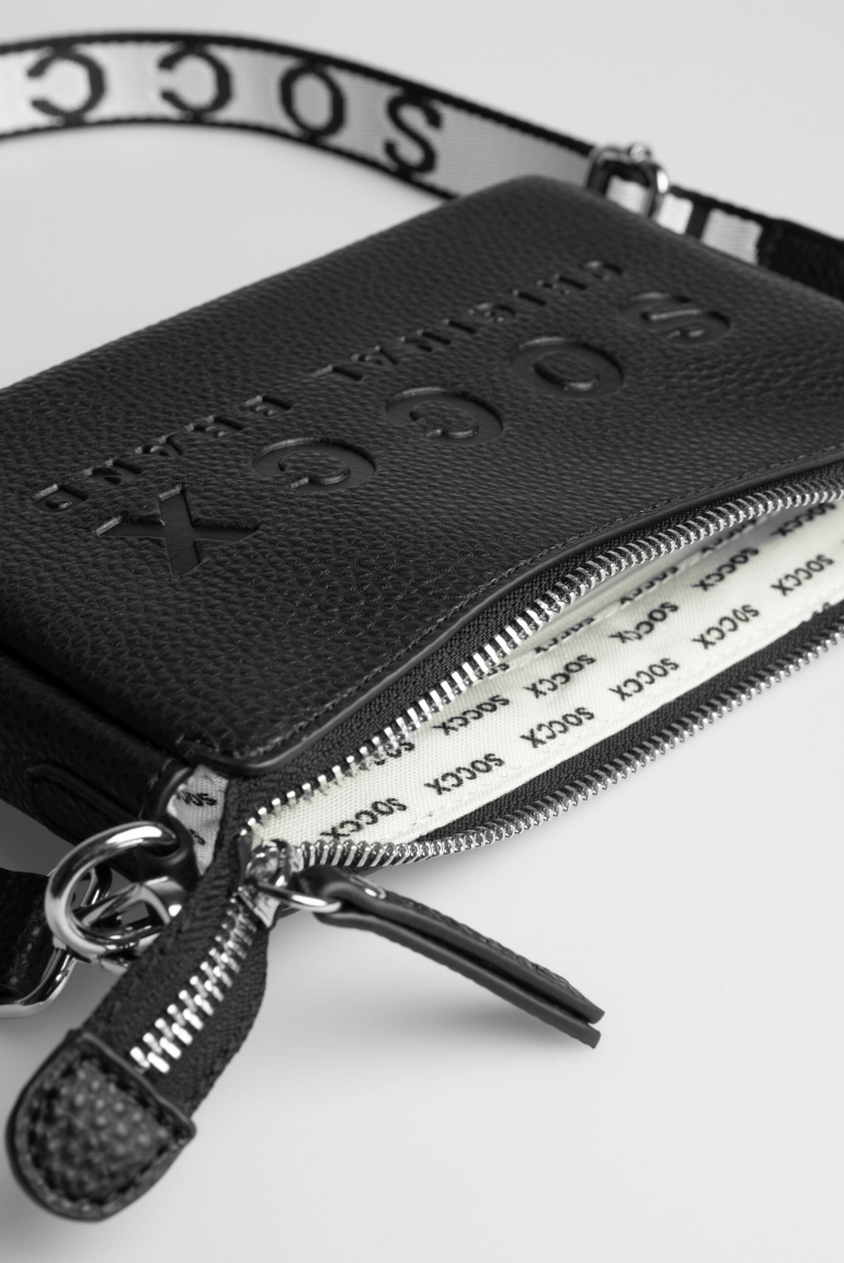 Kleine Umhängetasche mit Logo und Intarsia-Webriemen