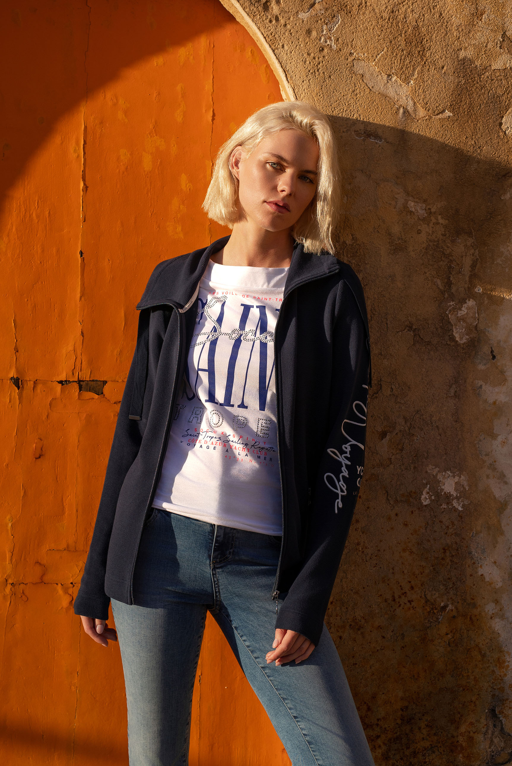 Vintage Voyage Look1